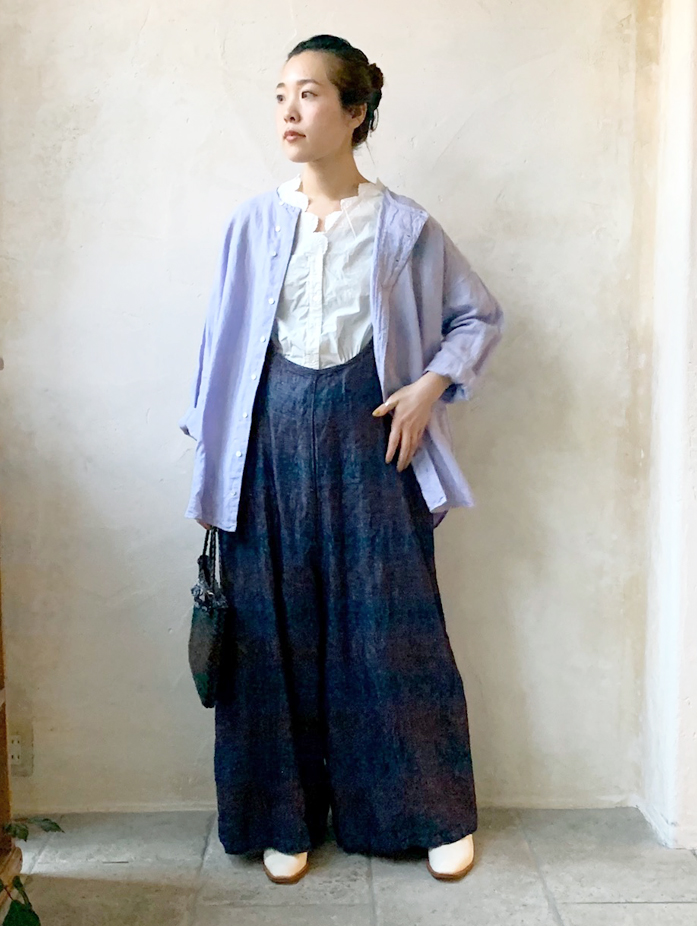 Linen collarless shirt in flax flower | STYLES｜nest Robe International ...